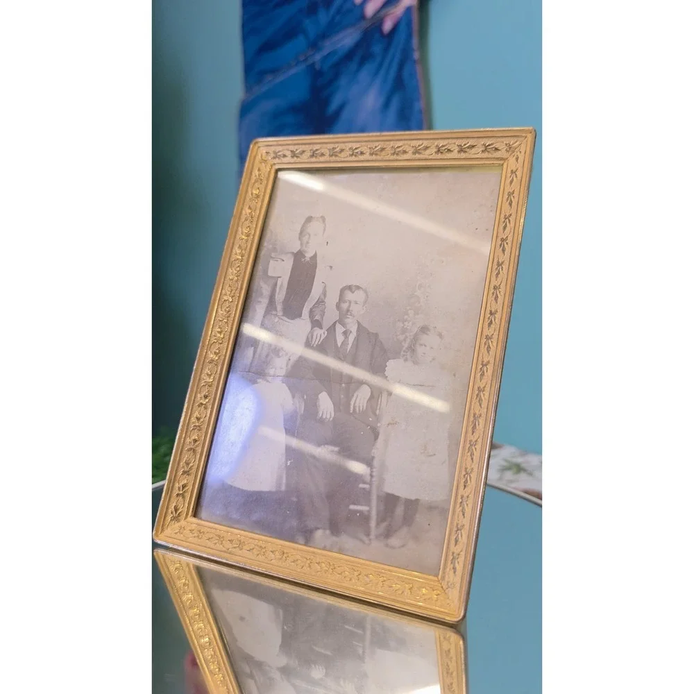 Antique Ivy Leaves Easel Gilt  Metal Photo Frame with Patent Number